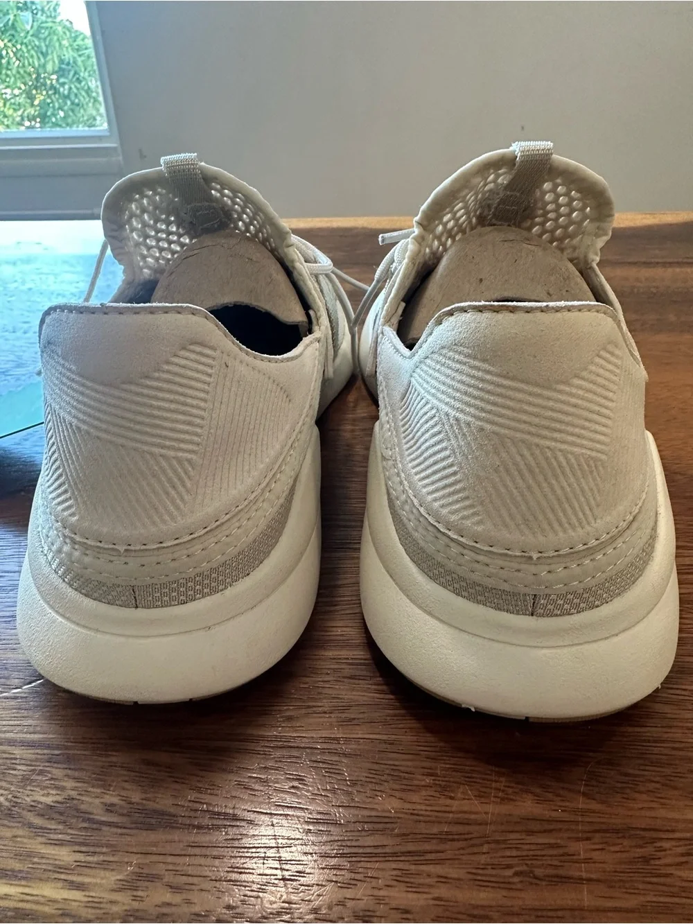 Olukai Holo Athleisure Sneaker Mens Sz 8.5 Sand Off White 10513-3618 $130 Retail